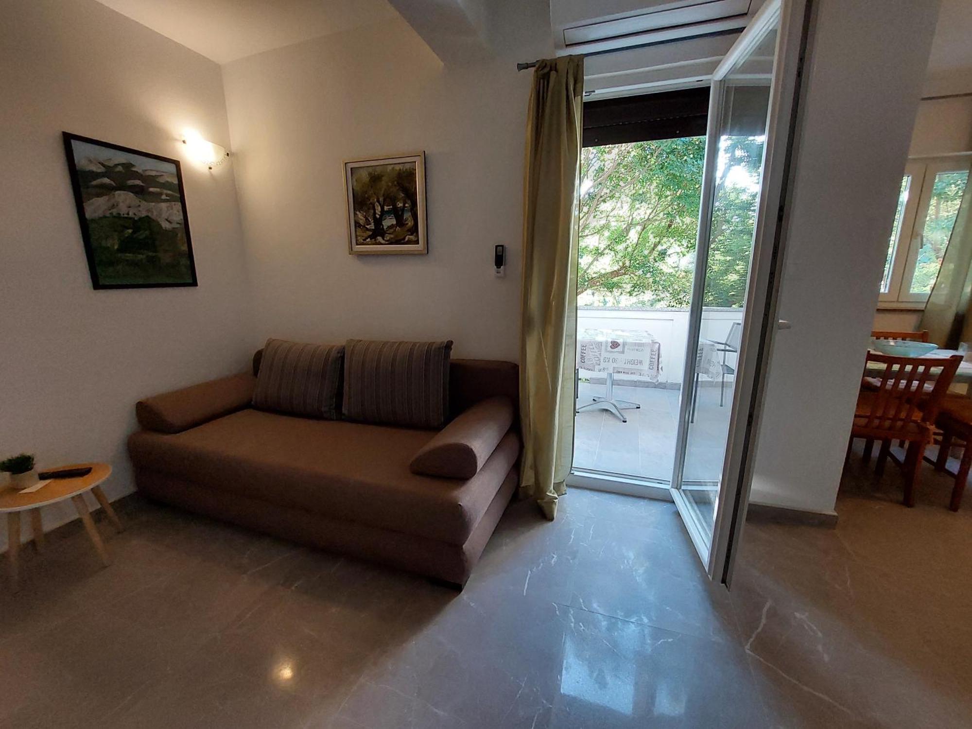 Apartments Nenad & Marija Pag Town Bagian luar foto
